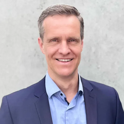Portrait photo of Jörg Albrecht